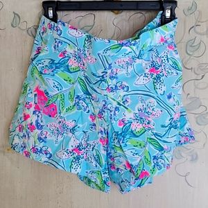 Lily Pulitzer size medium shorts